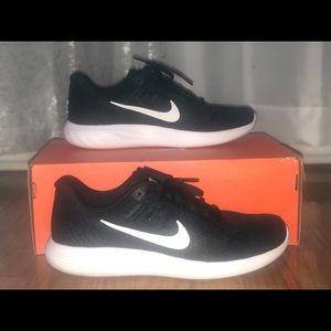 Nike Women’s Lunarglide 8